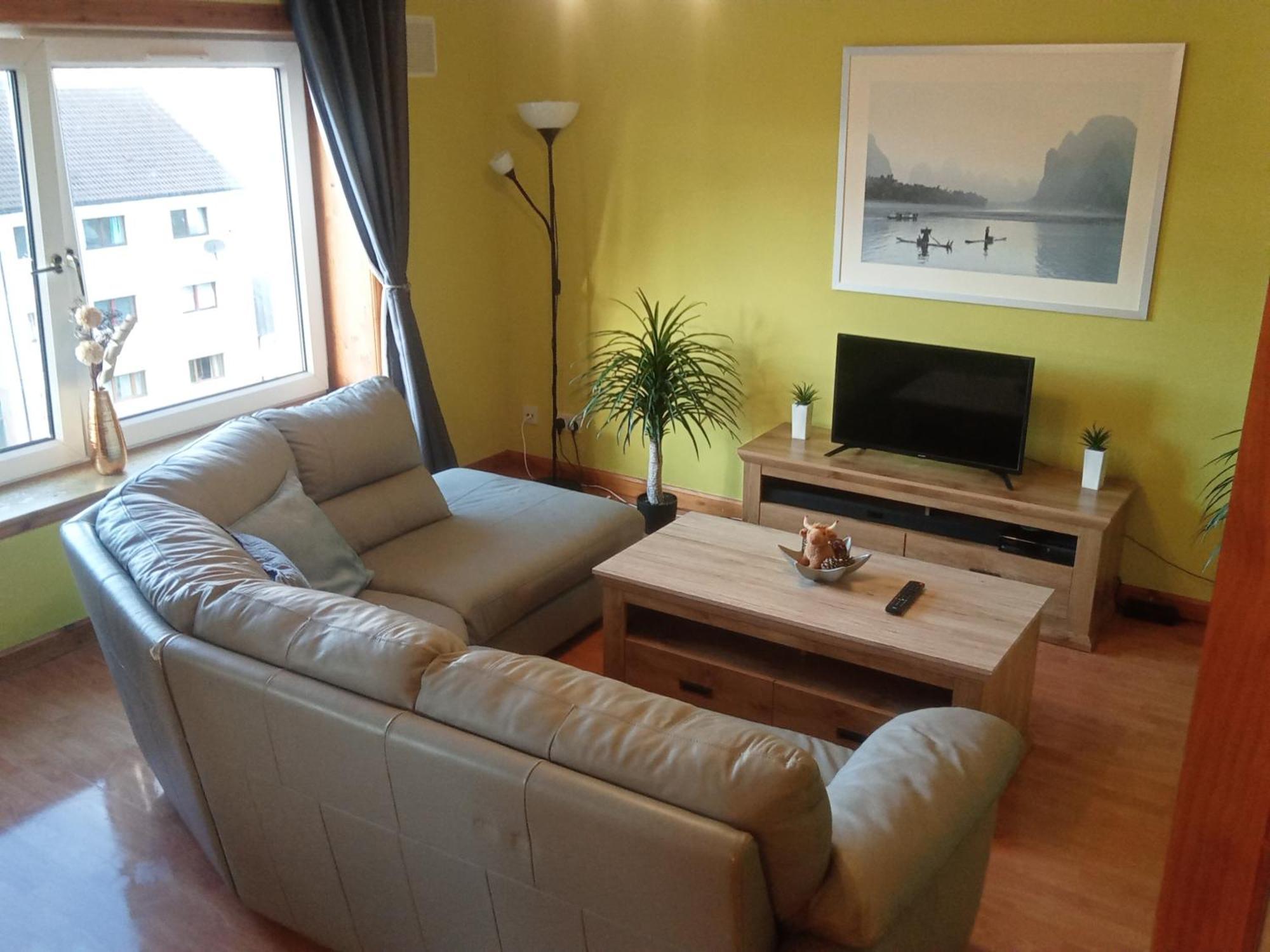 Family Friendly Apartment Fort William Exterior photo